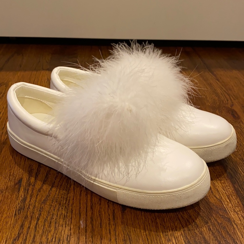 White penny loves Kenny sneakers